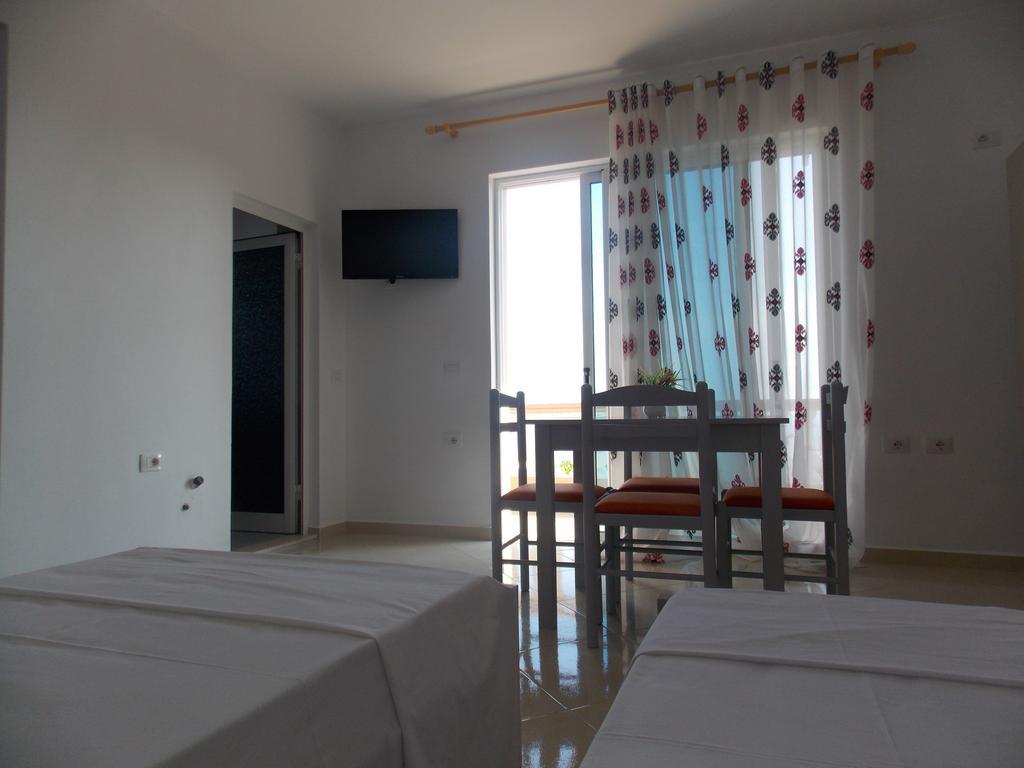 Guest House Vila Bega Sarandë Exteriör bild