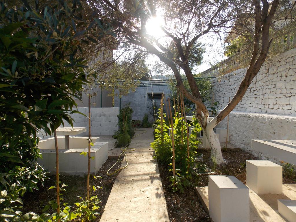 Guest House Vila Bega Sarandë Exteriör bild