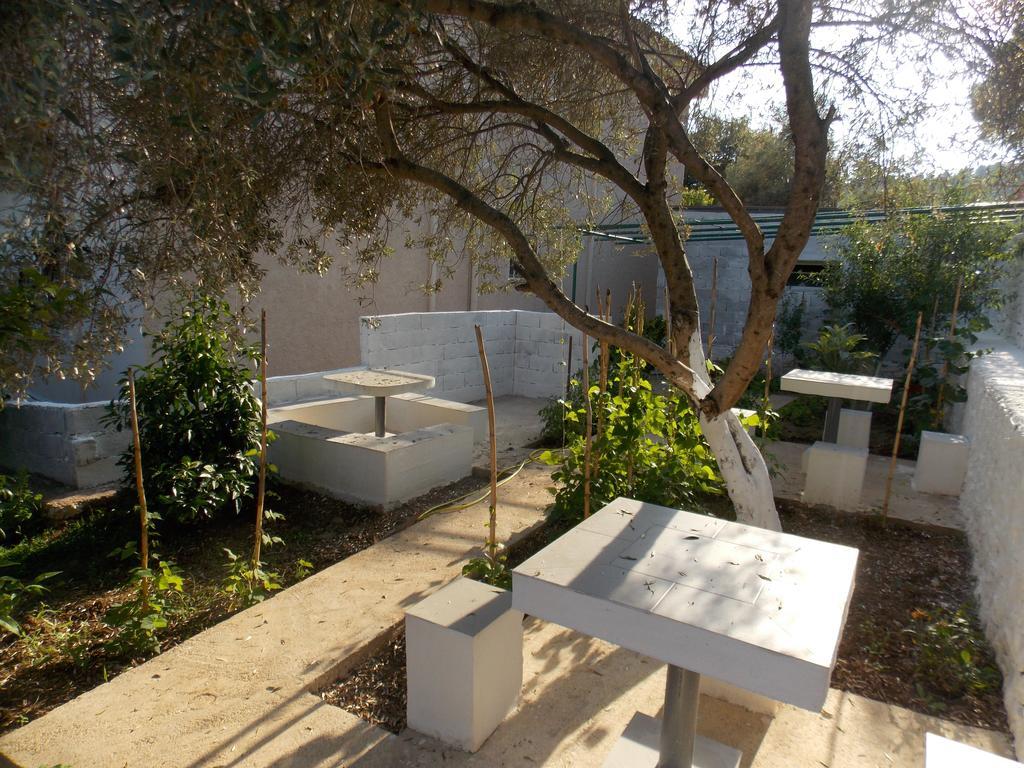 Guest House Vila Bega Sarandë Exteriör bild