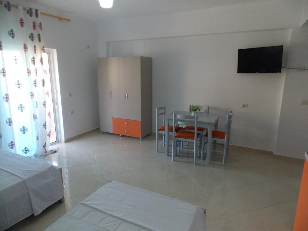 Guest House Vila Bega Sarandë Exteriör bild