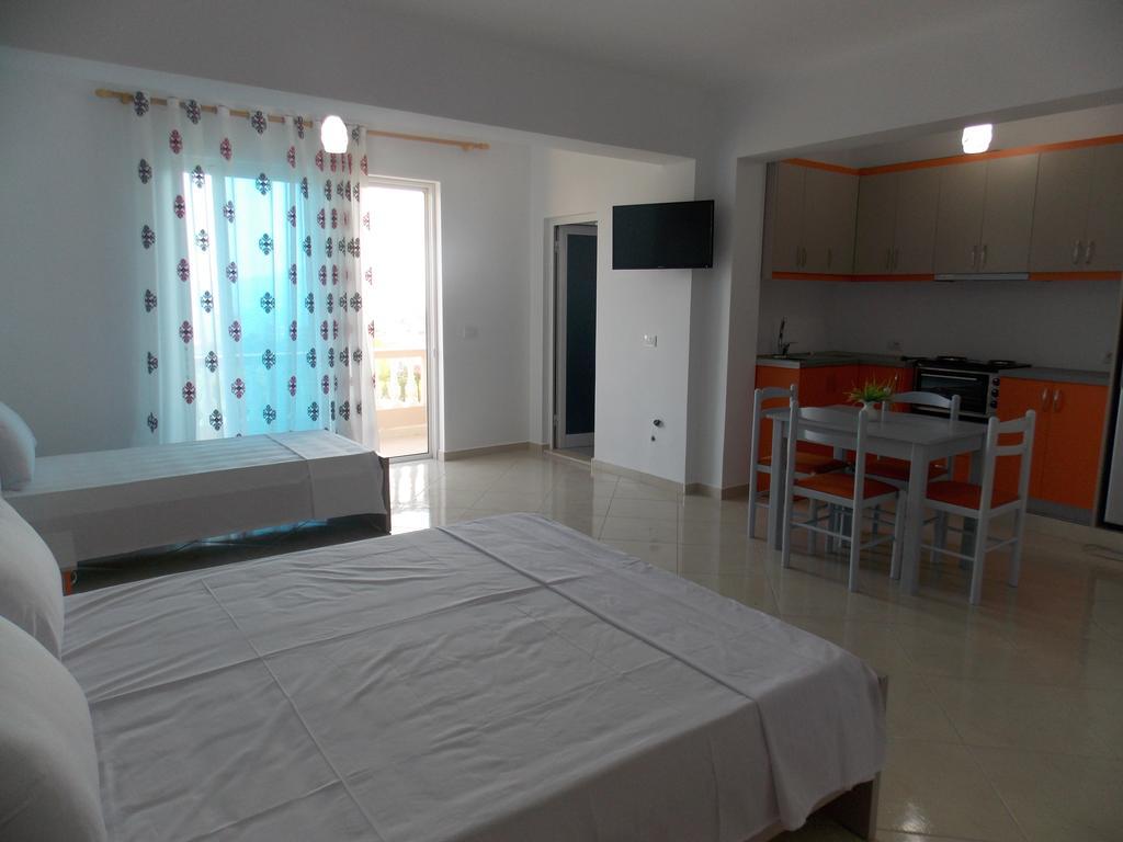 Guest House Vila Bega Sarandë Exteriör bild