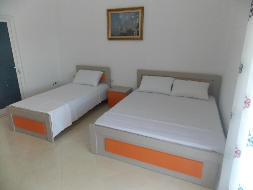 Guest House Vila Bega Sarandë Exteriör bild