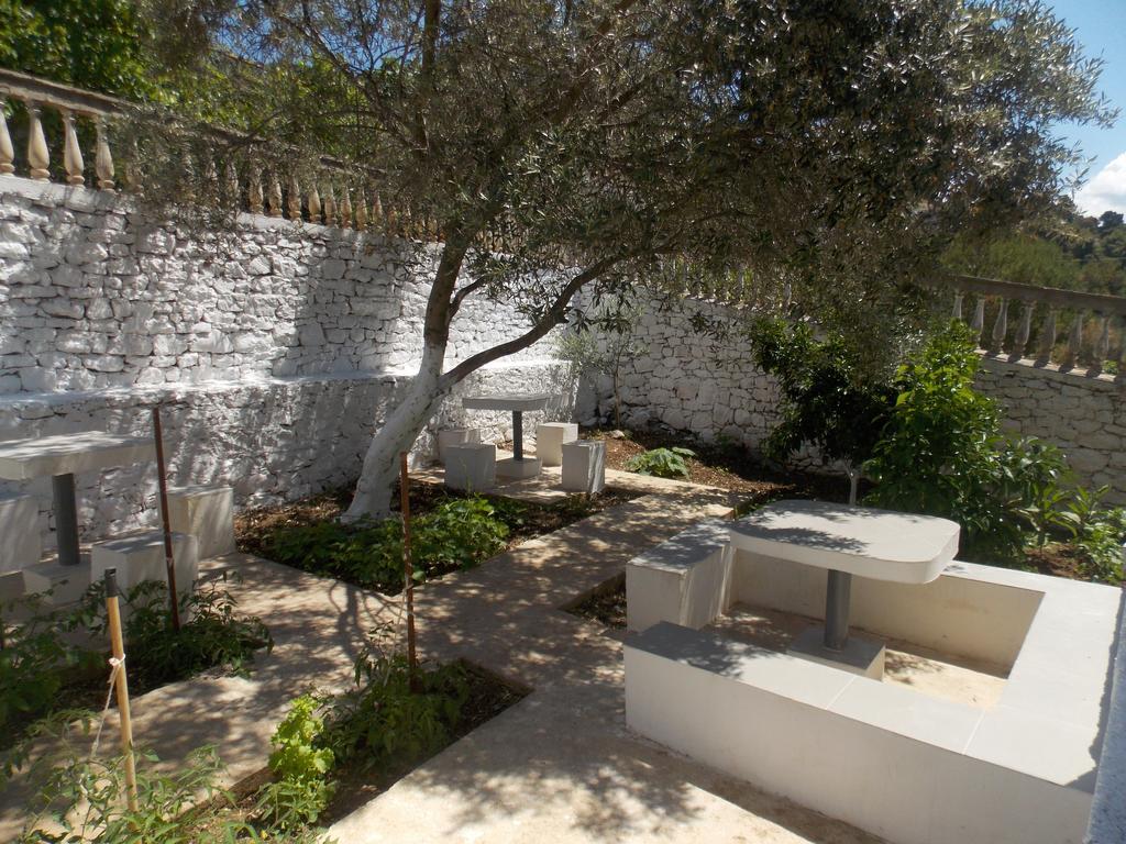 Guest House Vila Bega Sarandë Exteriör bild